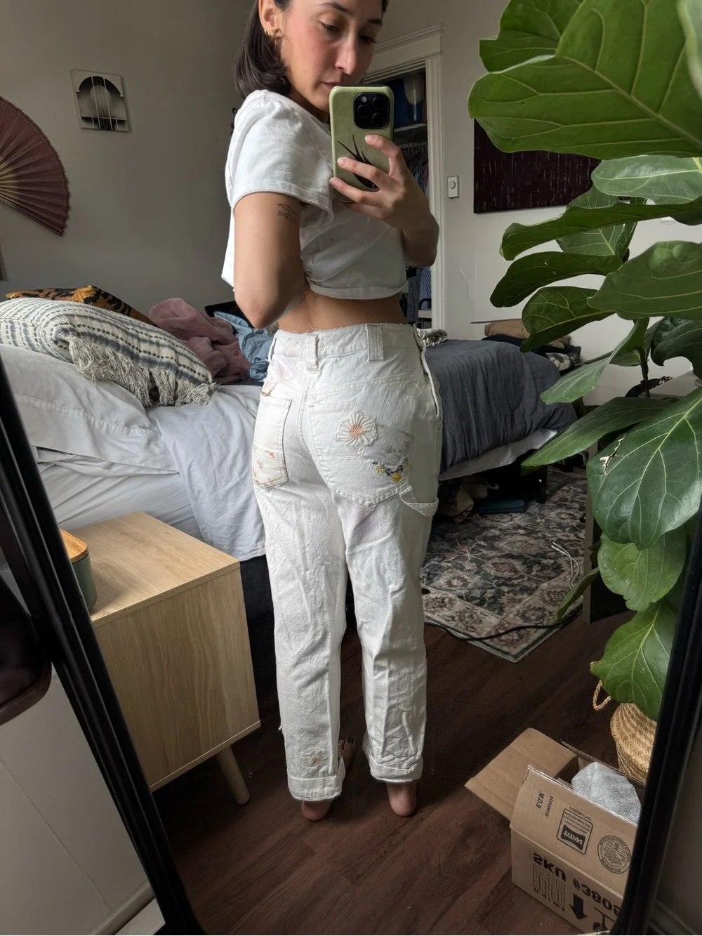 Free People patchwork jeans! - Picture 4 of 9
